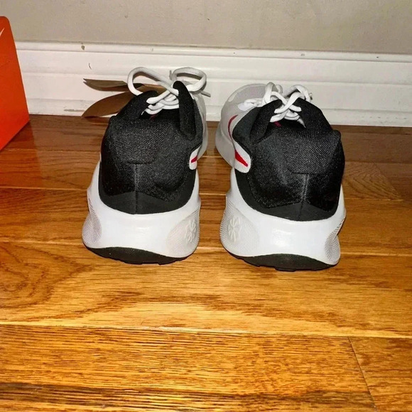 New Nike Revolution 7 Men's Road Running Shoes White/FIRE RED-Black Size 12.5 - Picture 12 of 16